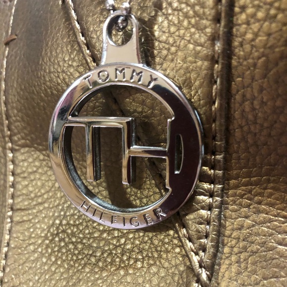 Tommy Hilfiger Large Bronze Handbag - Picture 3 of 14